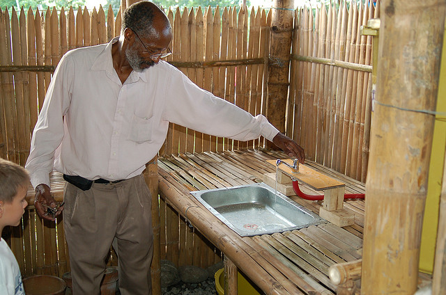 761864490_05b8c3d85f_z